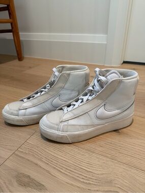 Nike Off-White/Tan High-Top Leather Sneakers
